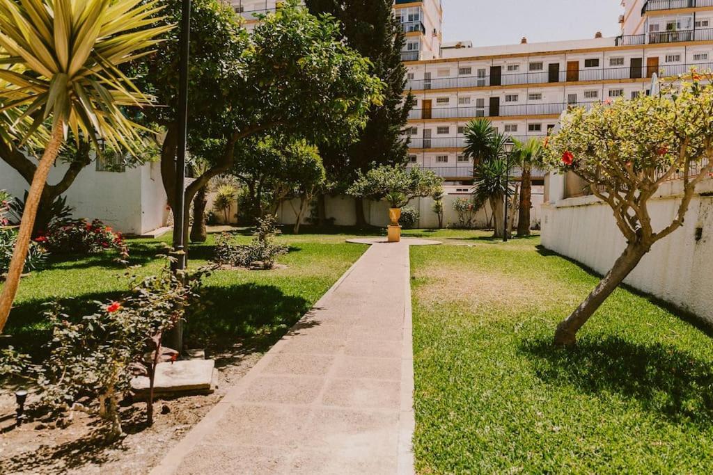 Estudio En Torre Del Mar A 3 Minutos Andando De La Playa Екстер'єр фото